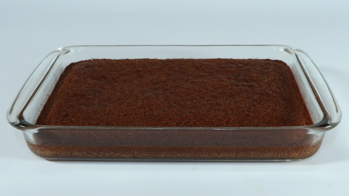 Applesauce Spice Cake