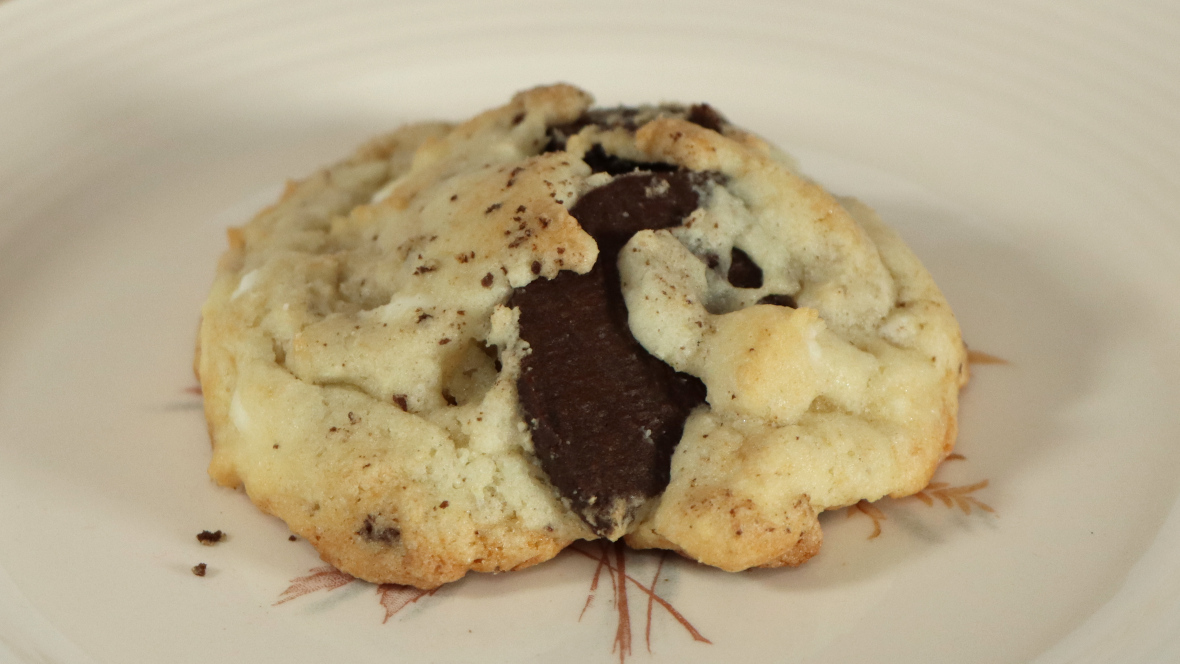 Cookies and Cream Cookie