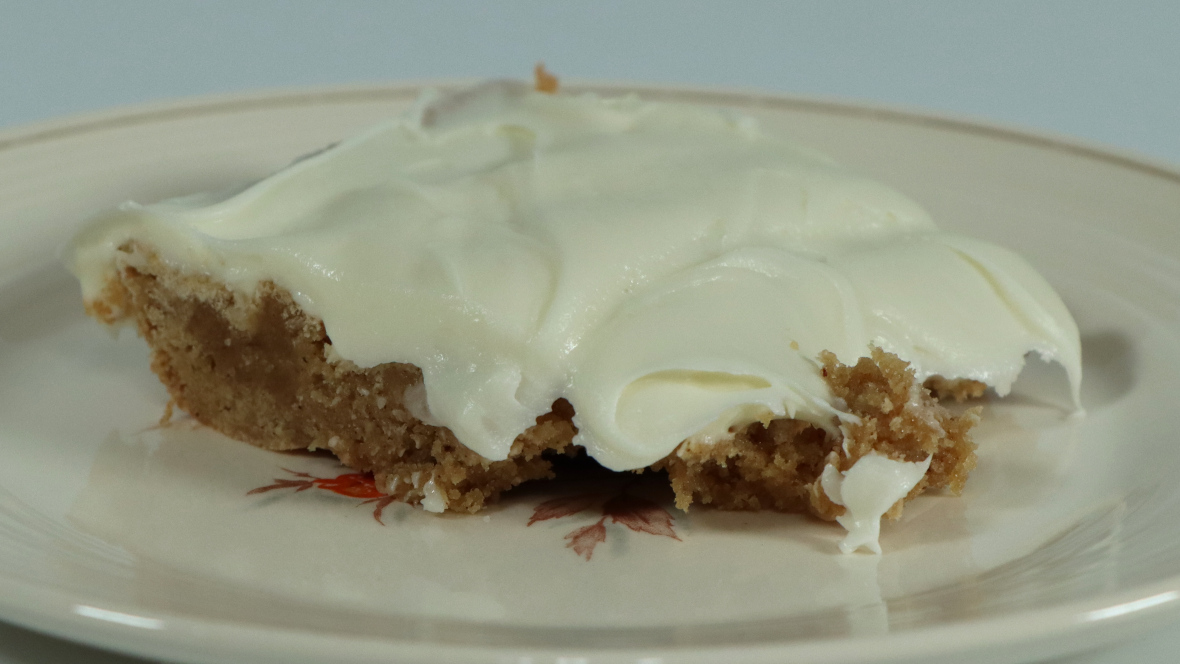 Cinnamon Blondies